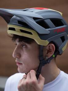 1pc BATFOX Mountain Bike Helmet, Unisex, Black & Gold/Black - Multicolor - View 1