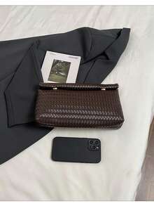 Fashionable Solid Color Hand-Held Bag, Large Capacity Flip Cover Magnetic Buckle Small Square Bag, Crocodile Pattern Women's Bag, Versatile Dinner Bag For Women's Parties, Travel, Shopping - Coffee - View 3