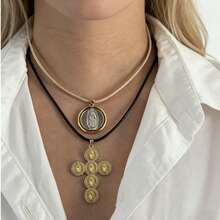 一件式圣母蜡绳项链 - 镶钻十字架多奖章 + 圆形奖章吊坠，宗教风格叠戴项链，适合女士日常佩戴。 - 蠟繩宗教項鍊 - 查看 4