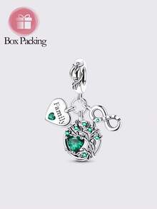 这款原创设计的银色串珠手链，饰有闪耀夺目的立方氧化锆石，为您的叠戴手链增添光彩。经典的四叶草造型象征着好运、爱情、健康和财富，是任何珠宝收藏中意义非凡的点缀。 - 銀色 - 查看 15