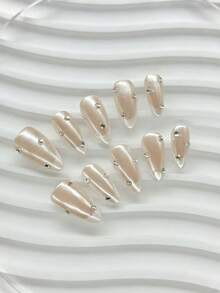 10 pièces d'autocollants d'art pour ongles blancs 3D en forme d'amande, taille moyenne, avec 3 outils à ongles, colle à ongles et accessoires, faux ongles acryliques à clipser, convient aux femmes et aux filles pour les fêtes, les voyages, l'école, l'été, les vacances, les festivals de musique - Multicolore - Voir 2