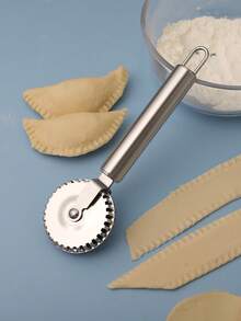 1pc Stainless Steel Creative Kitchen Baking Tool Set, Pasta Cutter With Handle, Household Single Wheel Pasta Roller, Manual Pasta Maker, 5-Wheel Meat Tenderizer, Pizza Cutter Wheel, Multi-Function Pasta Cutter - Multicolor - View 9