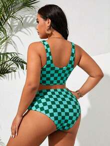 Fresh Green And White Gingham Plus-Size Bikini Set.High-Waisted Bikini Bottoms With Tailored Cut Slim And Flatter Your Figure. A  And Sexy Swimwear Piece For Women, It's A Beachside Essential. - 綠色 - 查看 2