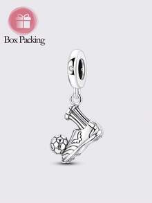 1 件原创设计银色珠子，为您的手链增添高级质感。这款优质银饰套装镶嵌璀璨夺目的立方氧化锆，轻松捕捉光线，打造出充满奇思妙想的南瓜马车和简洁的三角形图案。 - 銀色 - 查看 13