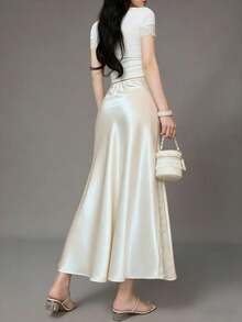 女士优雅夏季缎面A字裙，法式蕾丝拼接缎面派对连衣裙，高腰修身裙，适合日常穿着，四季皆宜 - 杏色 - 查看 4