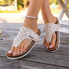 2022新款镂空花卉图案PU防滑足弓支撑女士沙滩人字拖 - 白色 - 查看 12