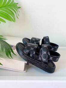 Sandale sport unisex pentru băieți/fete, 2-8 ani, potrivite pentru activități în aer liber de vară, sandale sport negre plate, antiderapante și rezistente la uzură, sandale de plajă negre moi și confortabile pentru băieți/fete, pentru călătorii și vacanțe, ușor de purtat și de descalțat, sandale din piele moale și respirabilă pentru băieți/fete, sandale la modă stradală, casual, cu model ursuleț drăguț, pentru copii. - Negru - Vizualizare 5