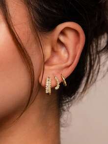 3对镀金耳环套装，精致小巧的立方氧化锆耳环叠戴，14K镀金低过敏性耳骨耳环，女士时尚首饰套装礼品 - 金色 - 查看 4