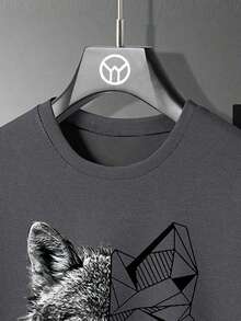 Conjunto de Camiseta de Manga Curta com Gola Redonda e Estampa Gráfica de Desenho Animado e Shorts para Meninos Jovens - Chumbo - Visão 3