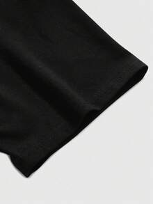 Black Base Red Contrast Heart Chain Print Short Sleeve T-Shirt, Dark Romantic English Slogan Loose Top - Black - View 4