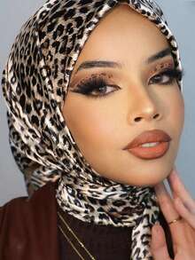 1pc Women's Leopard Print Square Bohemian Style Scarf, Suitable For Summer Beach, Can Be Used As Bandeau, Head Wrap, Shawl, Or Waist Belt - Multicolor - View 2