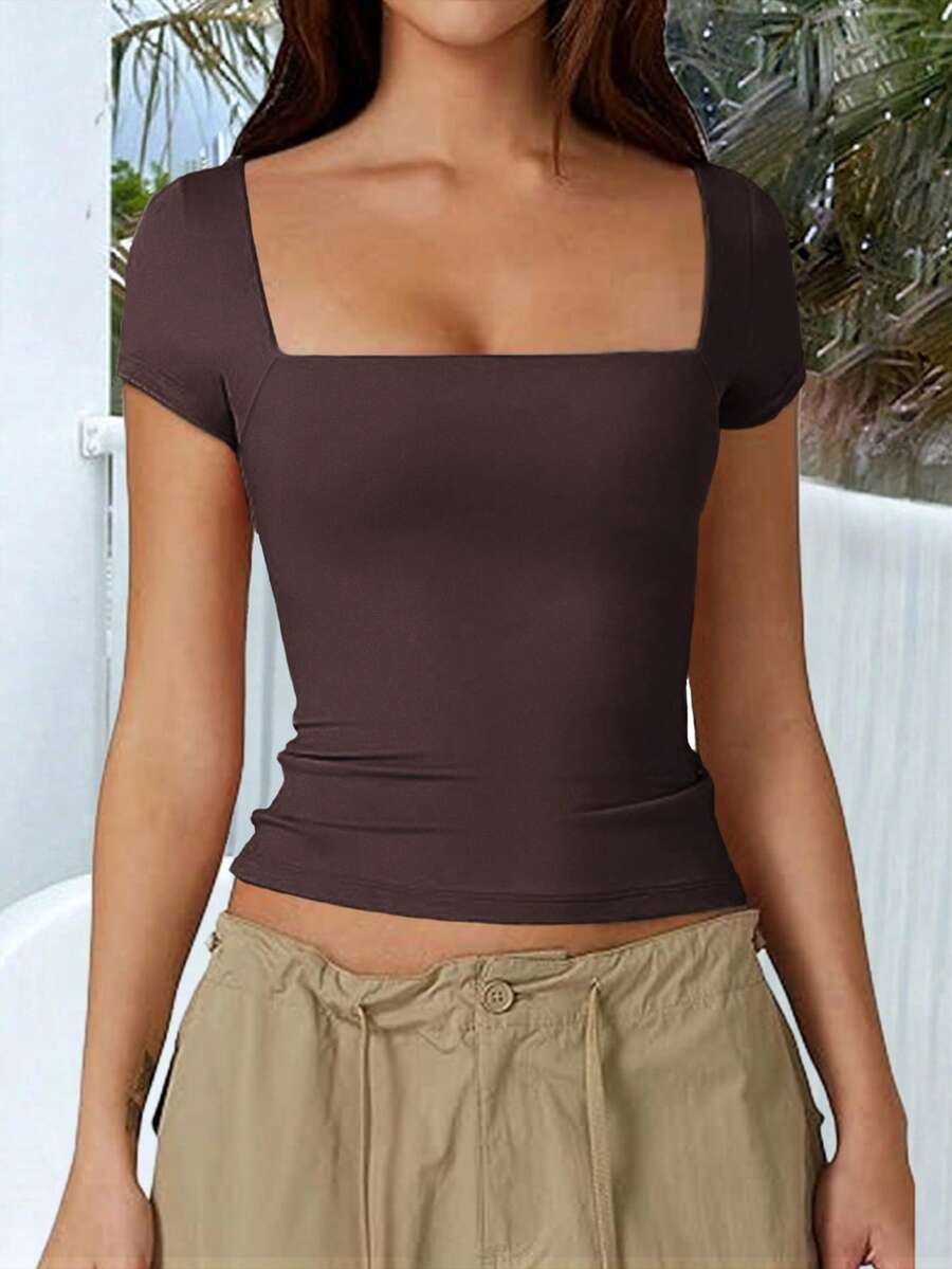 Vaiaye 女士纯色针织方领性感修身 Y2K 短袖 T 恤，春夏运动上衣，适合情人节穿着 - 棕色 - 查看 1