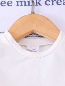 2pcs Baby Girls' Casual Cute 3D Bow Round Neck Short Sleeve T-Shirt And A-Line Skirt Set, Summer - White - View 4