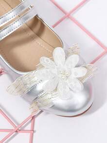 女童银色蕾丝花朵珍珠玛丽珍鞋，闪亮公主风童鞋 - 銀色 - 查看 6
