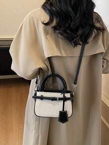 Casual Colorblock Textured Versatile Commuter Retro Small Handbag, Metal Clasp Closure, Women's - Black - View 5