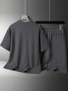 Set Kaos dan Celana Pendek Lengan Pendek Leher Bulat dengan Motif Huruf dan Gambar Grafis untuk Anak Laki-Laki - Dark Grey - View 3