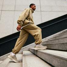 Men's Slip-On Sneakers: Hands-Free Running Shoes Athletic Cushioning For Walking, Jogging, Tennis & Gym Workouts Non-Slip Comfortable Trainers - 杏色 - 查看 4