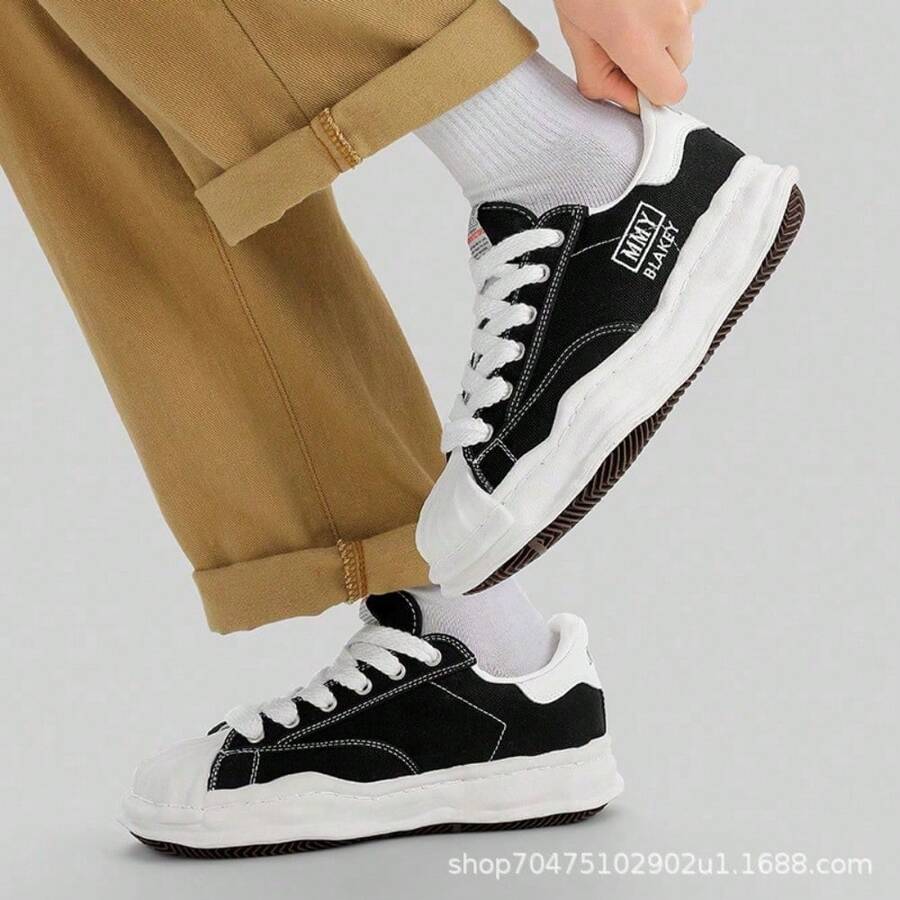 New MMY Shoes Classic Black And White Men's Retro Casual Sneakers - Low-Top Lace-Up Shoes With A Breathable Fabric Upper, Cushioned Rubber Sole And Durable Black Accents For All-Season Comfort And Everyday Wear. Minimalist Design With Fabric Upper - 黑色布料電動刺繡 - 查看 1