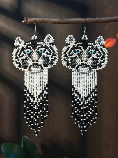 AHAYA Pendientes con borlas de cuentas de tigre negro y blanco, pendientes colgantes de cuentas bohemias, pendientes de animales hechos a mano exquisitos para mujeres, joyería de moda adecuada para uso diario, vacaciones, fiestas y regalos