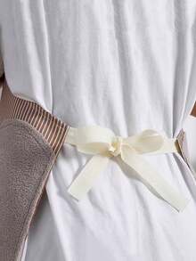 Celemek Dapur Bergaris yang Mudah Dibersihkan, Celemek Pelindung Tahan Minyak untuk Rumah, Tahan Air, Celemek Memasak Tahan Noda untuk Wanita, Pria, Koki, BBQ, Kerajinan Tangan, Penggunaan di Luar Ruangan, dengan Kantong Lembut yang Menyerap - celemek - View 2
