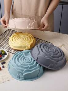 1个创意硅胶玫瑰花蛋糕模具，不粘易脱模烘焙工具，适用于软糖、巧克力、橡皮糖、饼干、果冻、布丁、蛋糕、冰块、肥皂等（粉色、灰色），是母亲节、妇女节、派对、节日、餐厅、餐车、面包店、情人节派对、家居装饰、家居礼品的理想之选。 - 彩色 - 查看 4