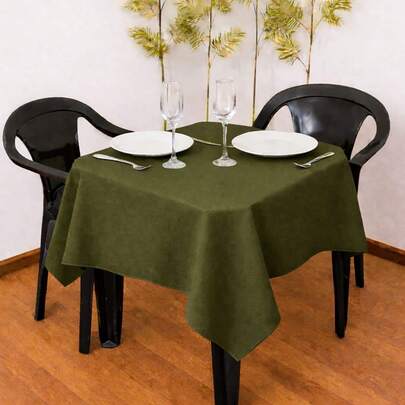 05 Toalha De Mesa Para Festas 1,50 X 1,00 Acabamento em Overloque Tecido Oxford