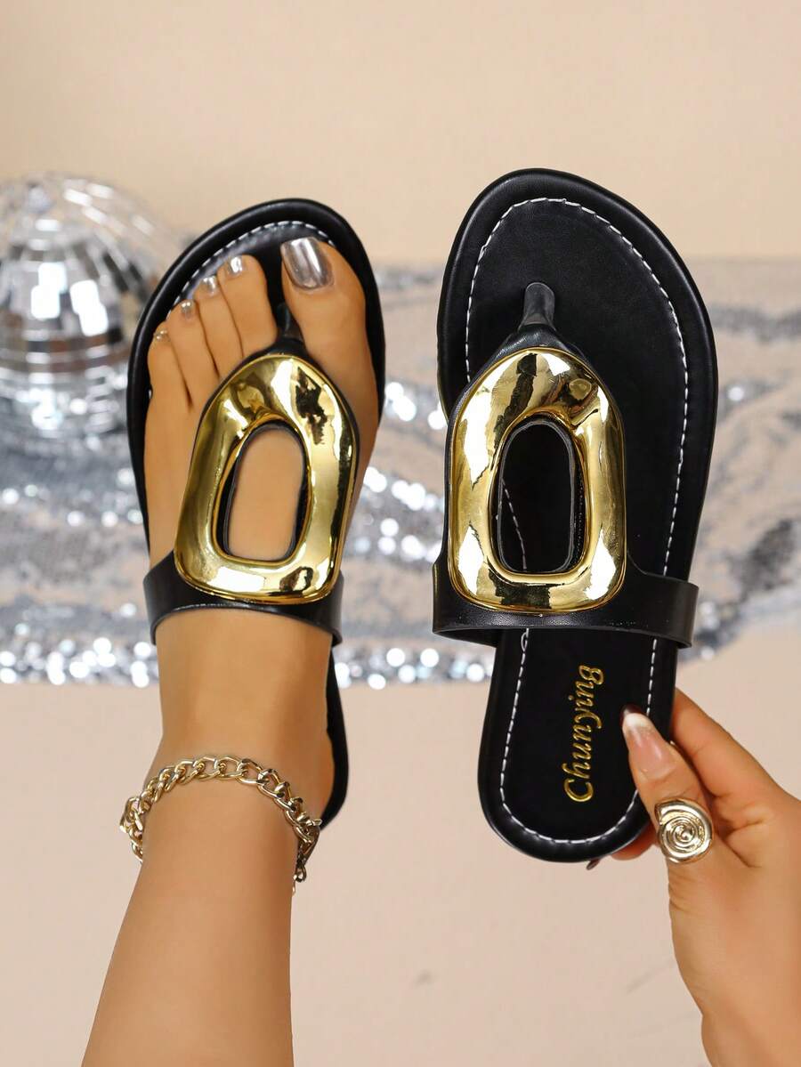 Comfortable Vacation Style Beach Sandals, One-Piece Slip-On Thong Flat Slippers, Versatile Metal Ring Fashionable Holiday Shoes - Black - View 1