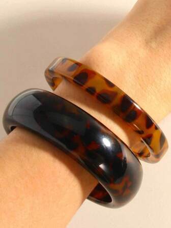 Fashionable Acrylic Resin Leopard Print Vintage Round Thick Bangle Bracelet For Women