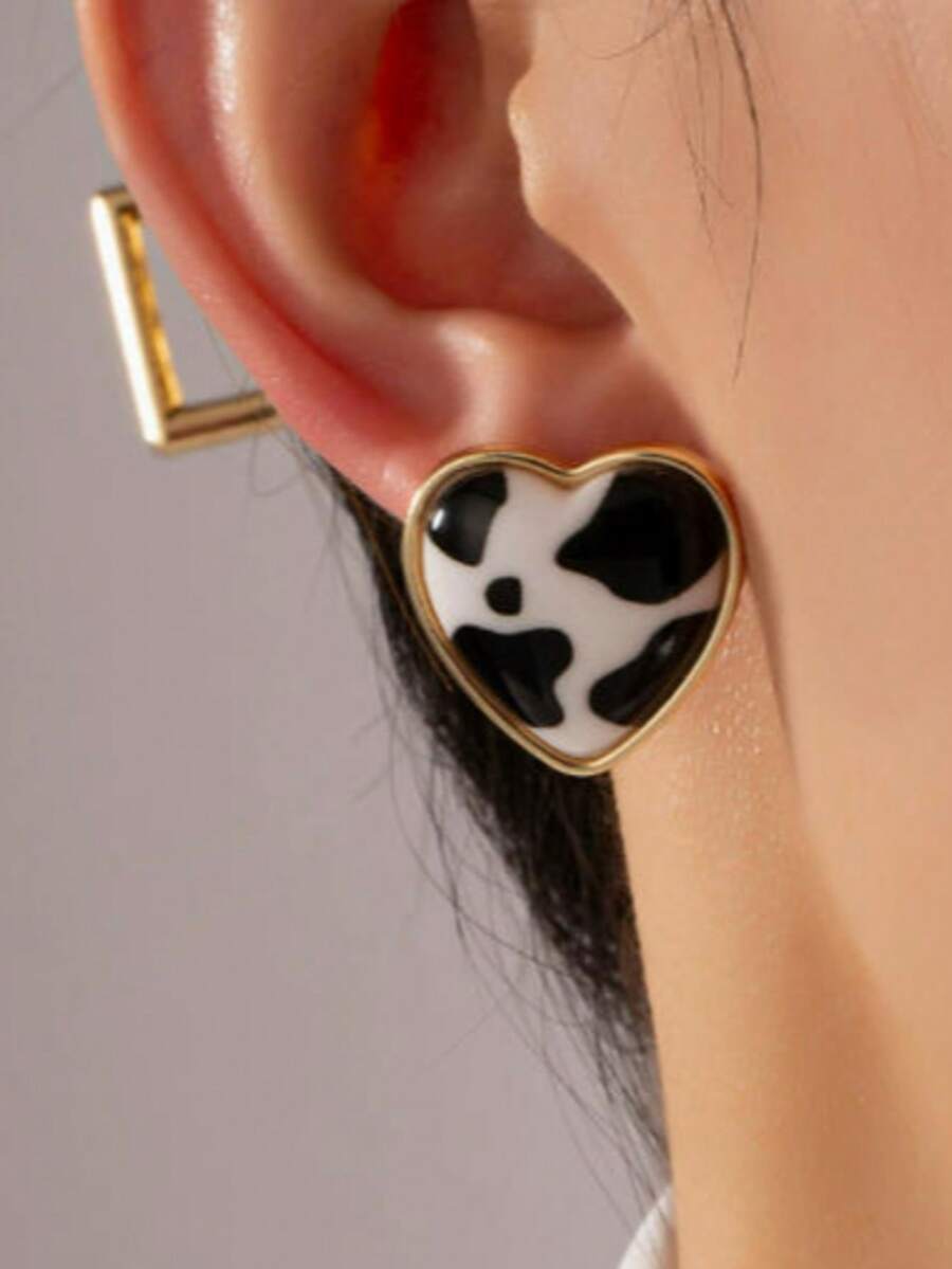 1对夸张豹纹可爱别致多元素心形耳环