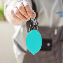 4 Piezas Monedero Ovalado con Cadena PVC, Monedero de Bolsillo Pequeo, Estuche Porta Monedas para Viaje, Posavasos para Llaves, Accesorios de Dinero Billetera con Llavero - inicial - Ver 6