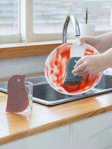 1/3/5pcs Penguin Shaped Silicone Scraper, Multi-Functional Kitchen Cleaning Tool, Can Remove Grease And Baking Residues Without Battery, Suitable For Cleaning Sink And Countertop Residues, Kitchen Scraper Tool, Soft Edge Scraper - Multicolor - View 6