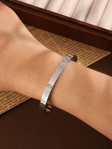 1件套不锈钢银色防水星月爱心四叶草镶嵌锆石手镯套装 - 时尚女士、女性、女孩日常佩戴、办公室派对、约会、周年纪念礼物的完美之选 - 銀色 - 查看 4