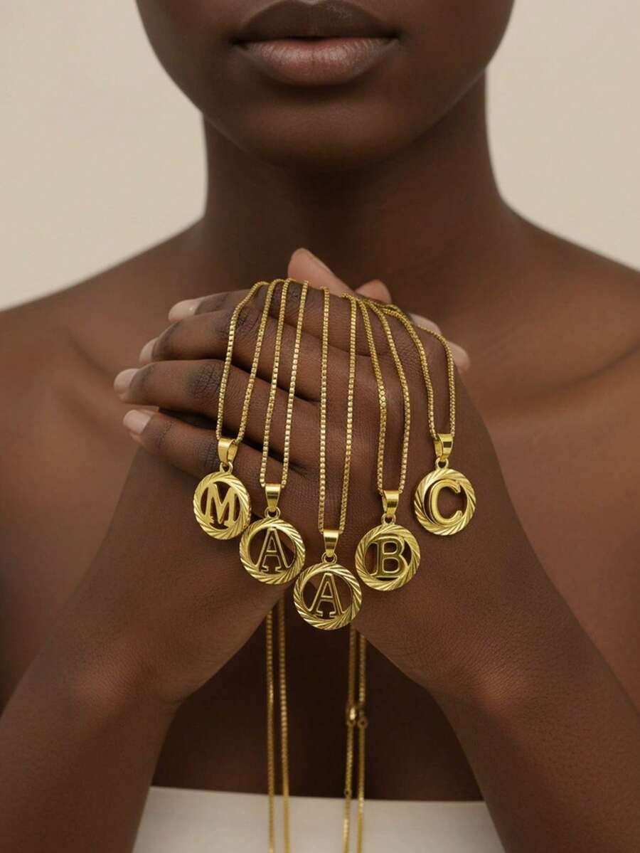 MECYLIFE 1pc Letter Pendant Necklace, Minimalist Versatile Letter Charm Necklace For Women, Everyday Jewelry - Yellow Gold - View 1