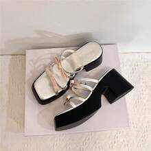 Pantuflas de Suela Gruesa para Mujeres, Uso al Aire Libre, Estilo Nuevo 2025, Tacón Grueso, Lazo, Plateadas, Casuales, Simples, Sandalias de Celebridad de Internet Más Vendidas - Negro - Ver 1