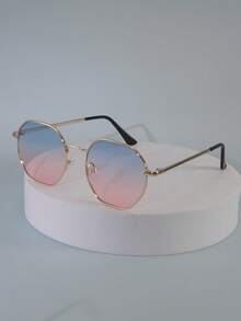 半副经典旅行款时尚眼镜，设计奢华，配有优雅眼镜盒，适合日常生活和驾驶。 - 金色 - 查看 12