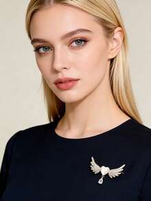 1 chiếc ghim cài áo hình cánh thiên thần màu trắng hình trái tim thời trang, đa năng với đá lấp lánh, có thể dùng làm phụ kiện cho quần áo, túi xách, khăn quàng cổ, thanh lịch và dễ thương, có thể tự làm thành vòng cổ, phù hợp cho phụ nữ đeo khi đi nghỉ mát, dự tiệc, hàng ngày, món quà tuyệt vời cho Ngày Valentine, Ngày của Mẹ, cho người yêu hoặc bạn bè. - đôi cánh trái tim trắng - Xem 4