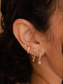 4 Pairs Gold Plated Huggie Hoop Earrings Set, Dainty Small Cubic Zirconia Earring Stacks Small 14K Gold Plated Hypoallergenic Cartilage Huggie Hoop Earrings For Women Fashion Jewelry Set Gifts - Gold - View 3