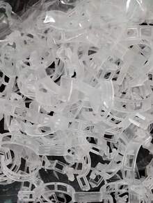 500/300/100个装耐用塑料温室植物支撑夹 - 番茄夹、塑料园艺夹、植物绑扎夹、温室夹。它们用于支撑葡萄藤、番茄藤和蔬菜的直立生长，使植物更健康。这些夹子可重复使用、经久耐用，且不会损伤植物。用途广泛、高效且经济实惠。 - 彩色 - 查看 13