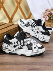 2026 Spring/Autumn Unisex Casual Fashion Sneakers, Personalized Printed Detachable Decor Strap Youth Athletic Shoes, Round Toe Low-Top Lace-Up Comfortable Sports Shoes, Cool Streetwear Style Loafers - Black and White - View 2