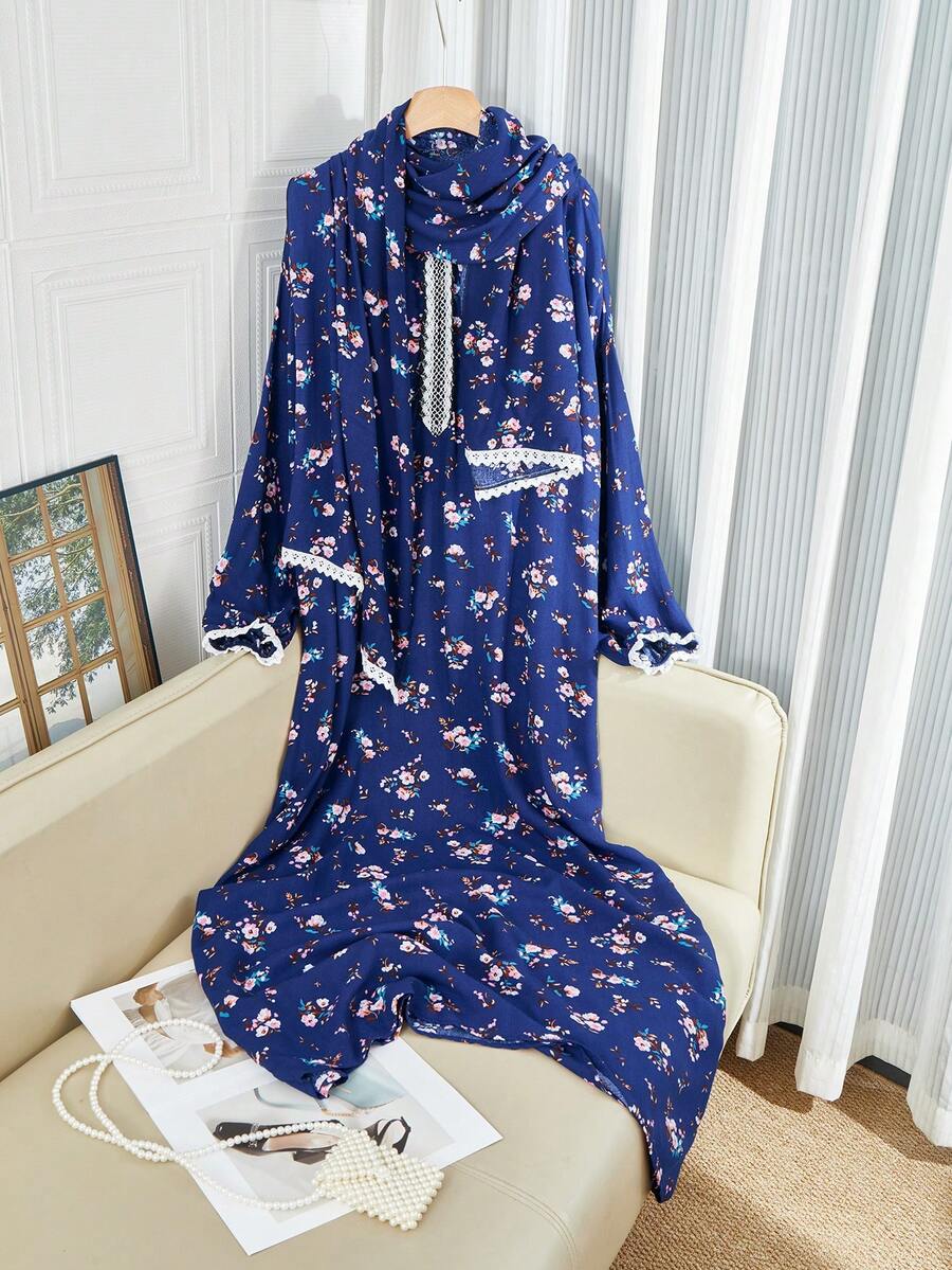 Plus Size Women's Floral Print Lace Trim Hooded Robe, Woven Fabric, Zipper Closure, Loose & Comfortable, Suitable For All Seasons Vacation Spring