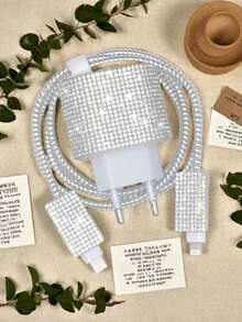 Set de 5 piezas Funda protectora de cable de datos totalmente cubierta de rhinestones, compatible con el nuevo modelo de cargador con rhinestones de Apple para enchufe europeo, funda protectora de cable de datos de alta gama cubierta de rhinestones, protector de cable de datos brillante con rhinestones, regalo para amigos, accesorio pequeño para el regalo del Ramadán - Diamantes de plata (conjunto de 5 piezas según estándar europeo) - Ver 5