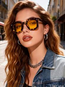 1副男女通用方形镜框波西米亚铆钉时尚简约休闲眼镜 - 彩色 - 查看 2