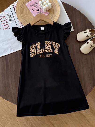 Thiết kế họa tiết da báo và chữ in này vừa thoải mái vừa thời trang, là lựa chọn lý tưởng cho trang phục thường ngày mùa xuân và hè, rất phù hợp cho các bé gái, trẻ em và thanh thiếu niên. Chiếc váy không tay cổ tròn này có họa tiết Ramadan nghệ thuật, một kiểu áo hè thường ngày mới. Rất phù hợp cho trường học, mua sắm, dạo phố và kỳ nghỉ. Thích hợp để mặc hàng ngày, và cũng là một món quà tuyệt vời cho gia đình.