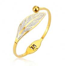 3件套女士珠宝配饰手链礼品，锆石镶嵌四叶花蝴蝶吊坠不锈钢手链 - 樹葉手鐲組合款 - 查看 32