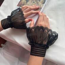 1 Pair Lace Hollow Out Gloves, Suitable For Party, Wedding And Daily Wear - Gloves - View 3