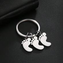 Personalized Stainless Steel Family Name Keychain - Customized Round Pendant, With Personalized Design, Option To Customize With Loved One's Photo, Single/Double-Sided Printing, Simple Style Family Gift - Multicolor - View 2