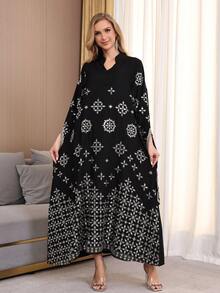 Elegant Silver Beaded Embroidered Arabic Dress, JALABIA Design With Floral Embroidery, V-Neck, Side Slit, Long Sleeve, Fashionable, Luxurious 2026 New Style Ramadan Traditional - Black - View 2