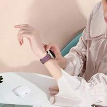 20毫米硅胶表带，兼容Garmin Vivoactive 6/Vivoactive 5/Vivoactive 3/Venu/Venu 2 Plus/Venu Sq/Galaxy Watch 7/6/5/4（40毫米/44毫米）/Watch 4/6 Classic（42毫米/46毫米/43毫米/47毫米），男女通用；柔软运动替换表带，适用于Forerunner 645/245/Galaxy Watch 5 Pro（45毫米）/Active 2/Watch 3（41毫米）。 - 20mm - 查看 3