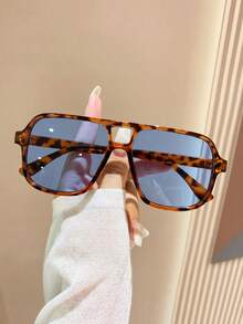 1 Pair Unisex Leopard Print Blue Aviator Frame Versatile Retro Fashion Sunglasses, Suitable For Daily Outdoor Activities, Music Festivals, Summer Beach Vacations, Outdoor Travel And Other Occasions. Includes Floral Frame, Suitable For Music Festivals, College Style, Back To School Season And Other Occasions - Leopard Blue - View 2