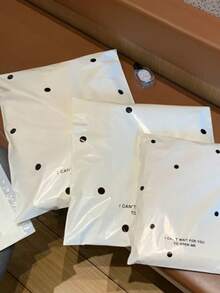 20 piezas/paquete Bolsas de mensajero con lunares blancos marfil, adecuadas para la temporada de regreso a clases, temporada de graduación, temporada de bodas, cumpleaños y otras ocasiones, se pueden usar como bolsas de regalo, bolsas de almacenamiento de plástico grueso, bolsas para maletas, bolsas para ropa, aplicables a regreso a clases, útiles escolares, escuela, oficina, transporte, envío y correo, etc. - blanco lechoso - Ver 8